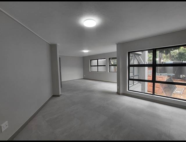 5 BEDROOM FREESTANDING FOR SALE IN BENDOR